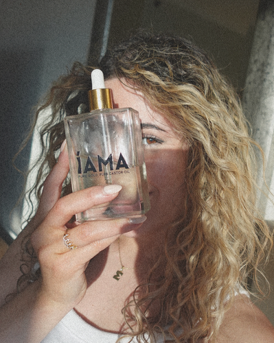 Castor-Oil-For-Dark-Circles-and-Puffy-Eyeas iAMA