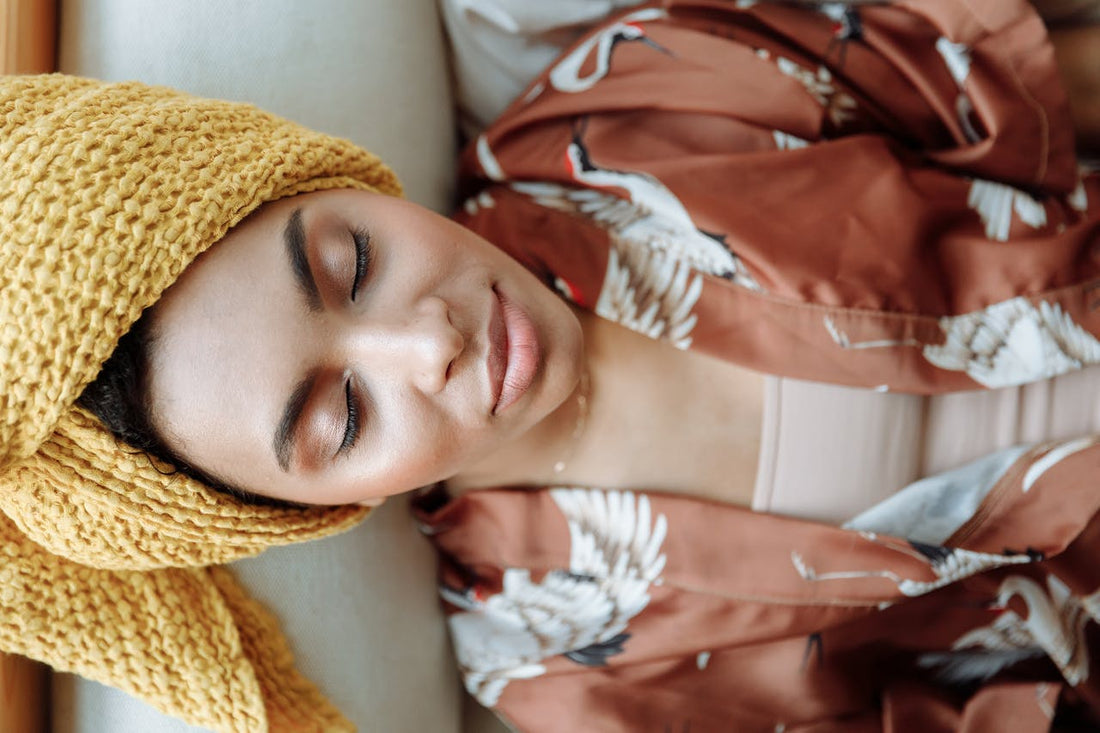 Can Castor Oil On Your Eyelids Help You Sleep?