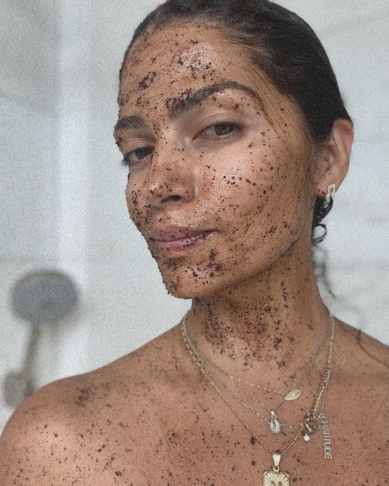 Coffee & Castor Face Scrub iAMA